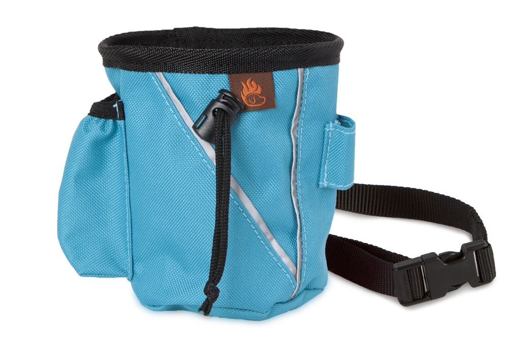 FIREDOG Leckerlibeutel in Türkis mit schwarzem Rand, idealer Trainingsbeutel für Hundeleckerlis mit seitlicher Tasche und Clip.