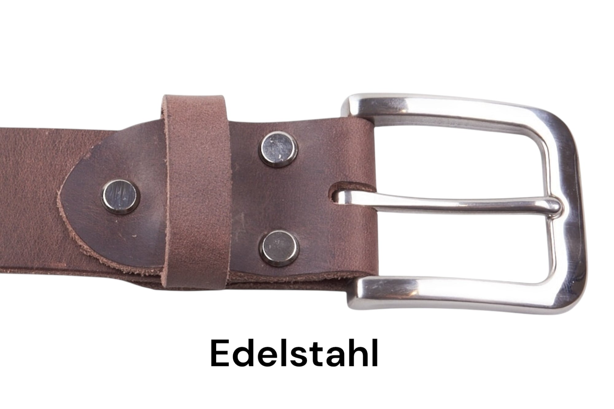 Ledergürtel „KernRind“ Braun mit glänzender Edelstahlschnalle und robuster Verarbeitung. Perfekt für stilvolle Outfits im Alltag und Beruf.